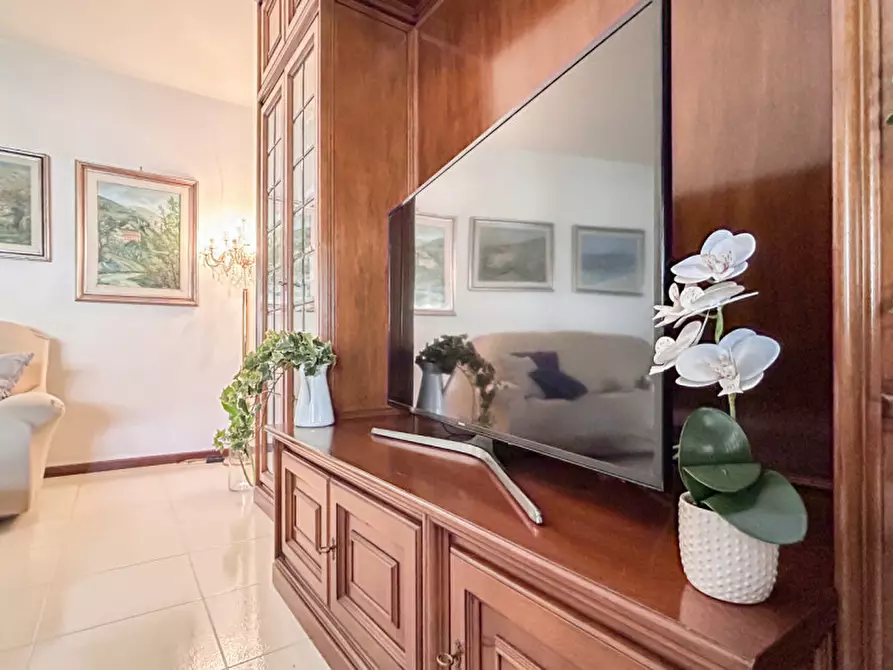 Immagine 4 di Appartamento in vendita  in Via Saval a Verona