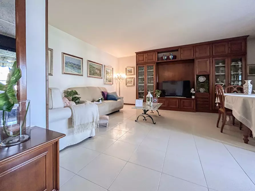 Immagine 6 di Appartamento in vendita  in Via Saval a Verona