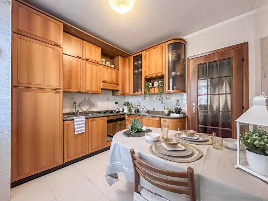 Immagine 10 di Appartamento in vendita  in Via Saval a Verona