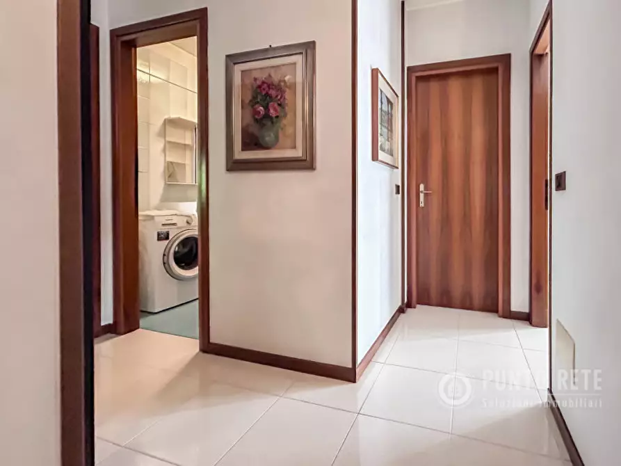 Immagine 17 di Appartamento in vendita  in Via Saval a Verona