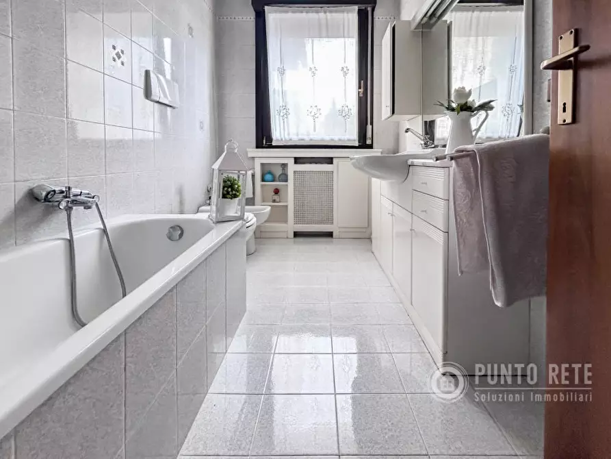 Immagine 28 di Appartamento in vendita  in Via Saval a Verona