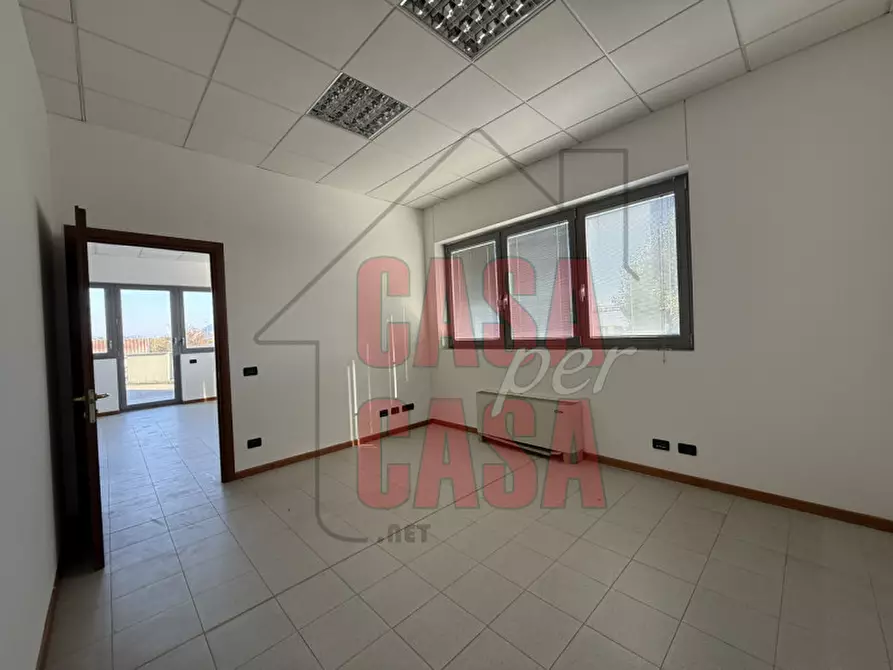 Immagine 1 di Ufficio in vendita  in via Atheste a Este