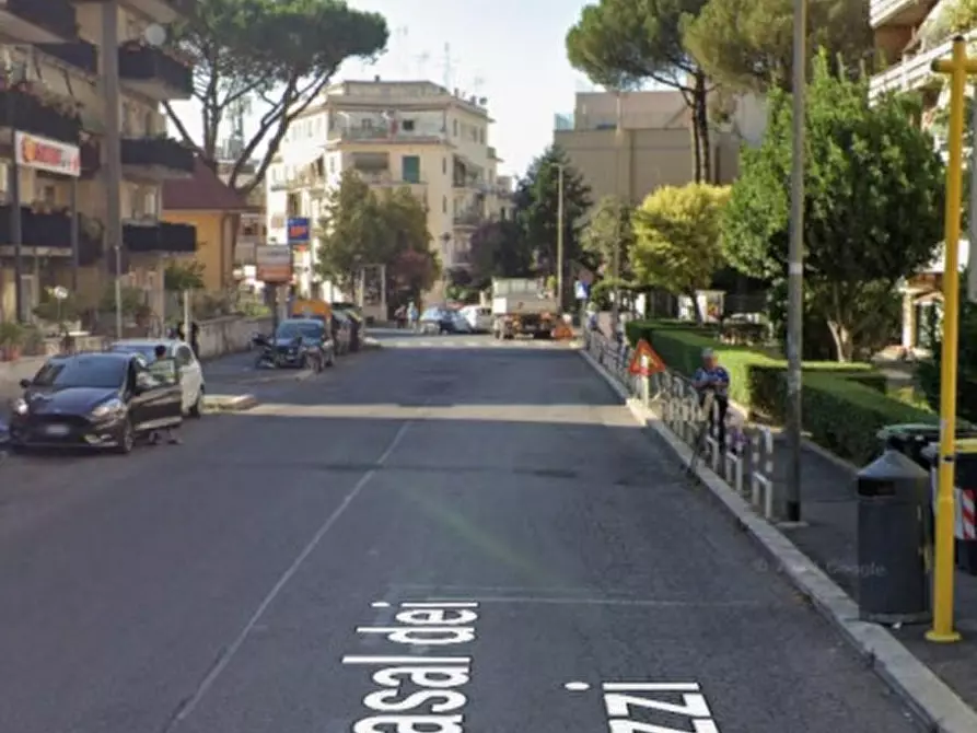 Immagine 3 di Appartamento in vendita  in Via Casal dei Pazzi a Roma