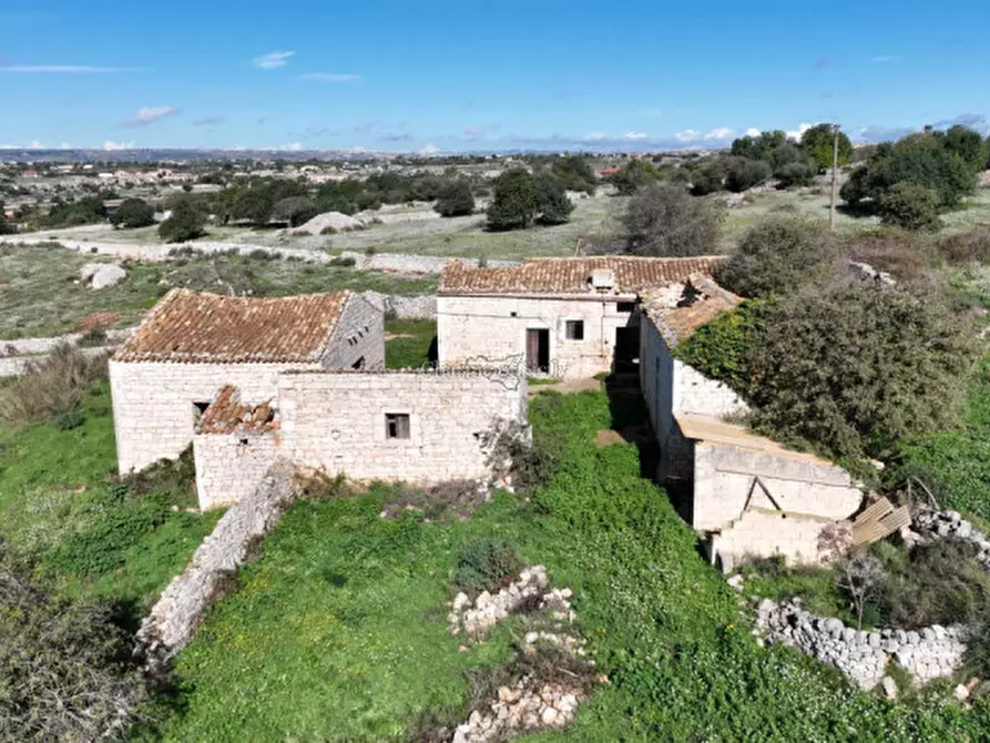 Immagine 9 di Casa indipendente in vendita  a Modica