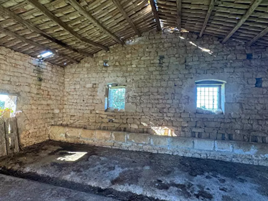 Immagine 10 di Casa indipendente in vendita  a Modica