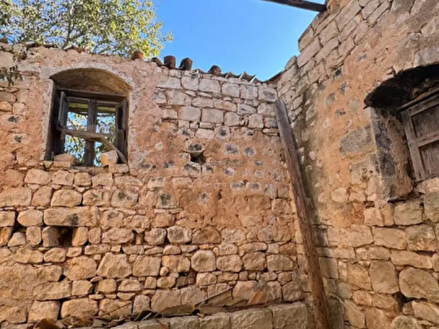 Immagine 17 di Casa indipendente in vendita  a Modica