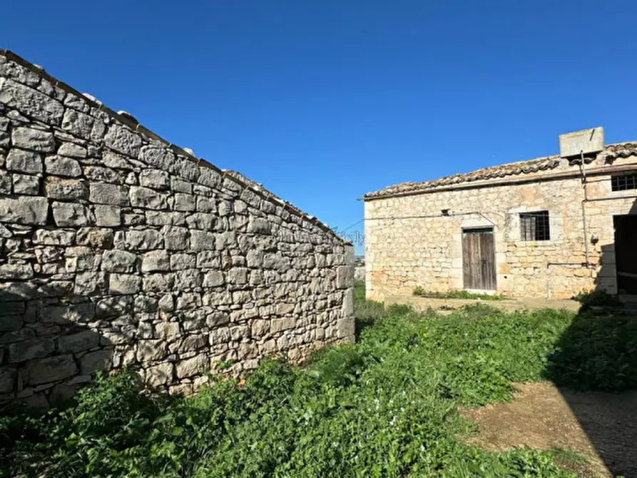 Immagine 23 di Casa indipendente in vendita  a Modica