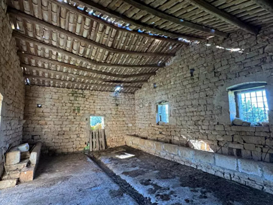 Immagine 28 di Casa indipendente in vendita  a Modica