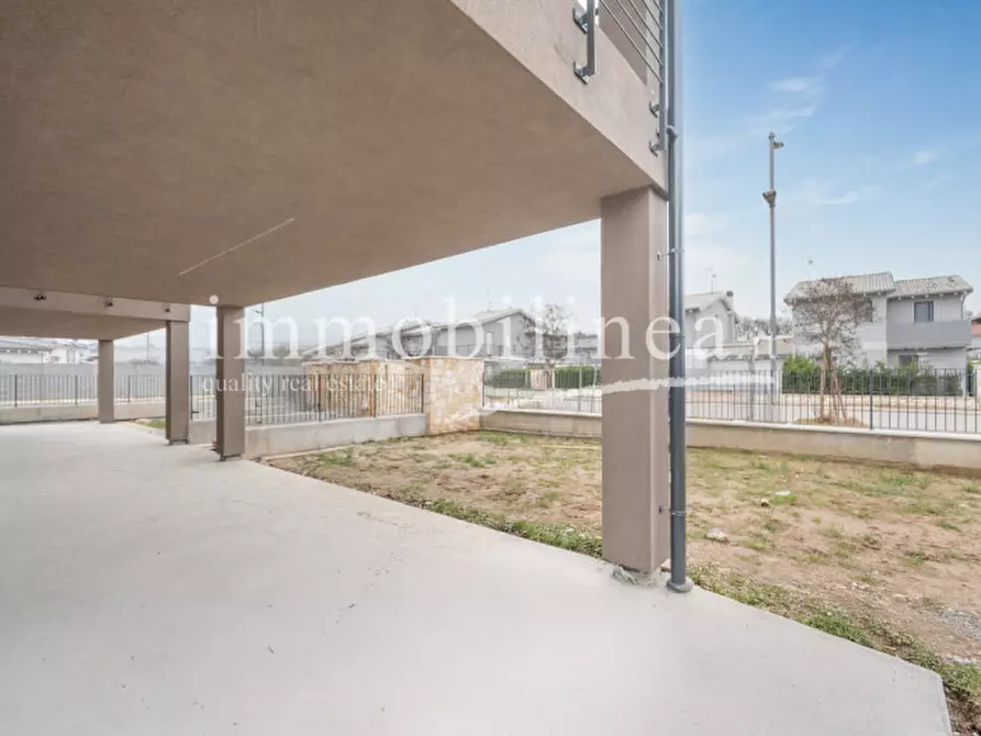 Immagine 6 di Appartamento in vendita  in Località Gazzoli a Costermano sul Garda