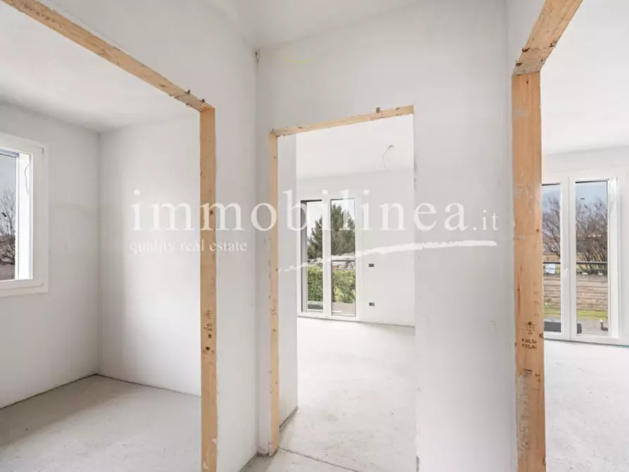 Immagine 17 di Appartamento in vendita  in Località Gazzoli a Costermano sul Garda