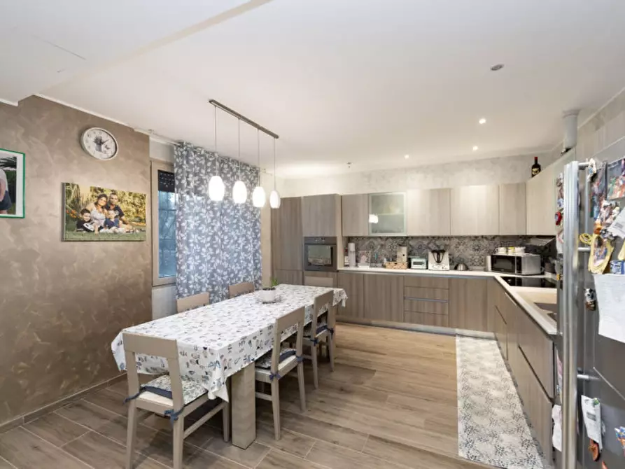 Immagine 3 di Appartamento in vendita  in via Piave 8 a Paderno Dugnano