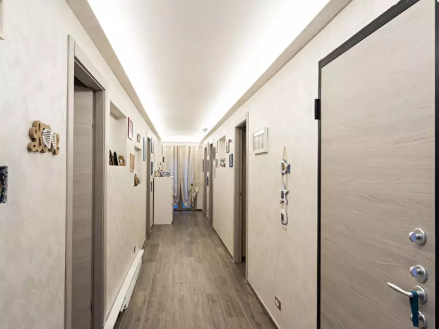 Immagine 16 di Appartamento in vendita  in via Piave 8 a Paderno Dugnano