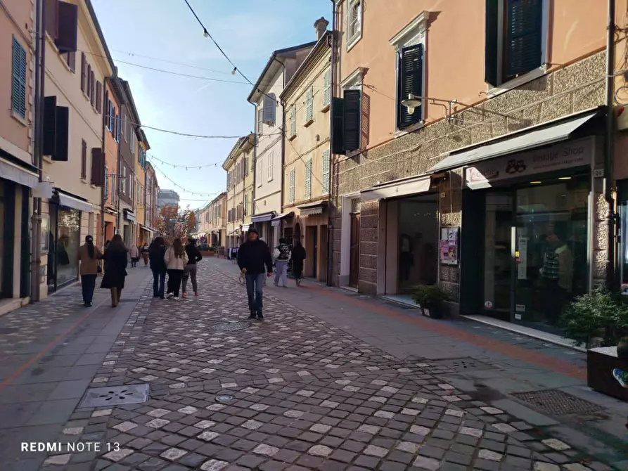 Immagine 1 di Attività commerciale in affitto  a Santarcangelo Di Romagna