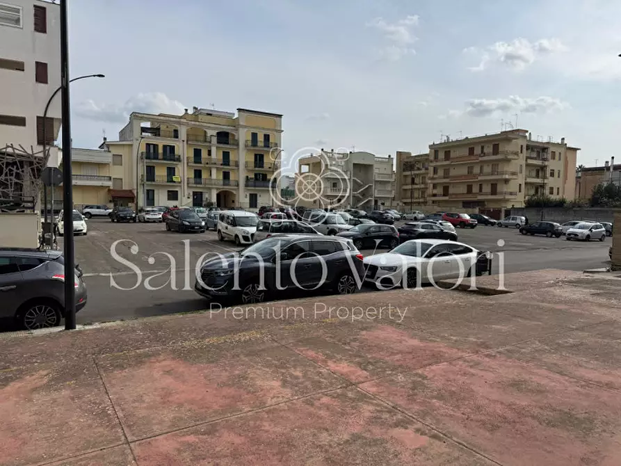 Immagine 6 di Attività commerciale in vendita  in Piazzetta Terranova a Parabita