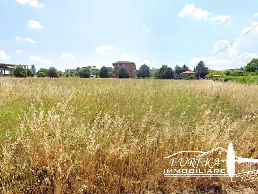 Immagine 4 di Terreno in vendita  in Via Santa Maria a Castiglione Del Lago