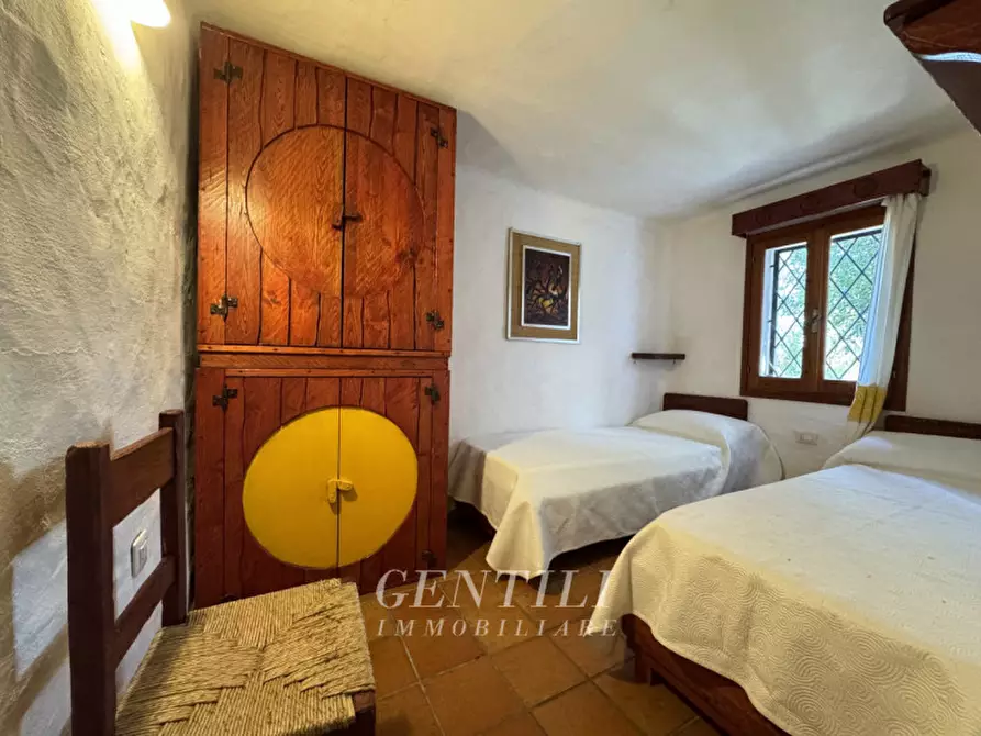 Immagine 18 di Villa in vendita  in Via Tre Monti a Arzachena