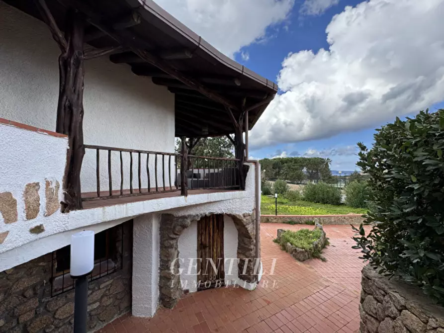 Immagine 35 di Villa in vendita  in Via Tre Monti a Arzachena