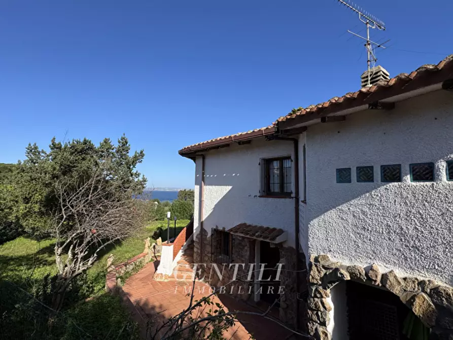 Immagine 40 di Villa in vendita  in Via Tre Monti a Arzachena