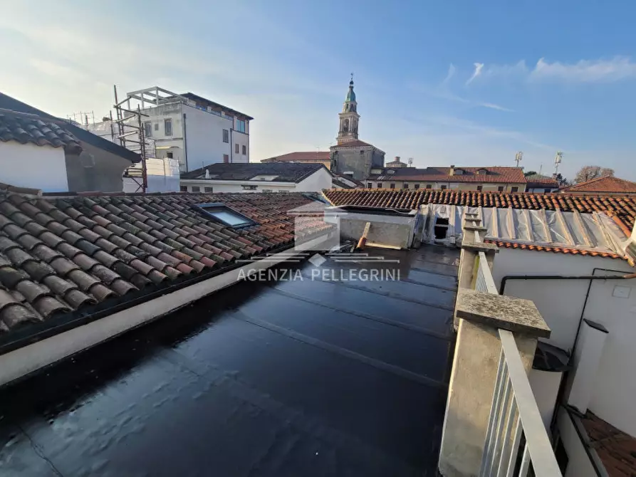 Immagine 1 di Attico in vendita  in PIAZZA SAN LORENZO VICENZA a Vicenza