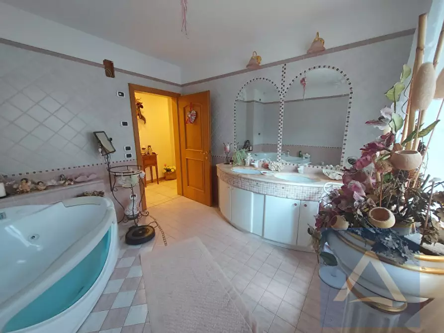 Immagine 51 di Appartamento in vendita  in S. Margherita, 1/A a Ton