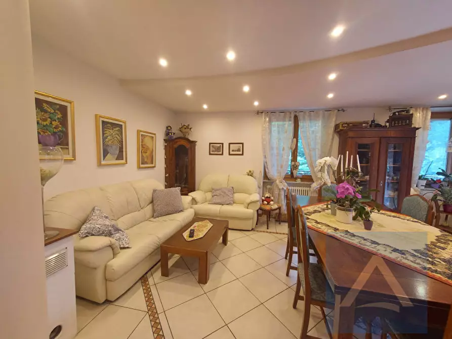 Immagine 60 di Appartamento in vendita  in S. Margherita, 1/A a Ton