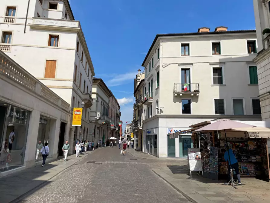 Immagine 1 di Appartamento in affitto  in Piazza Duomo a Vicenza