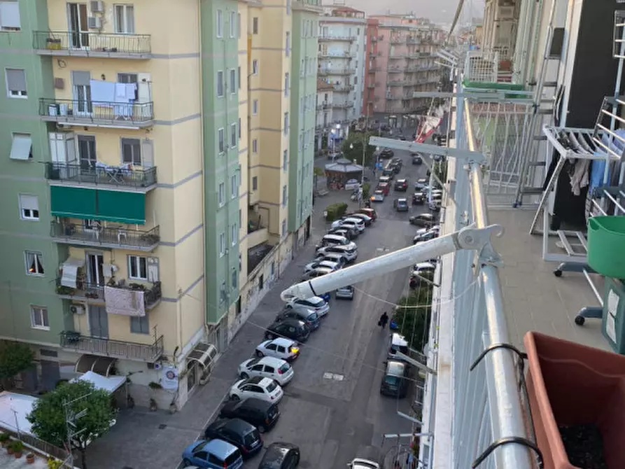 Immagine 1 di Appartamento in vendita  in Via Raffaele Mauri a Salerno