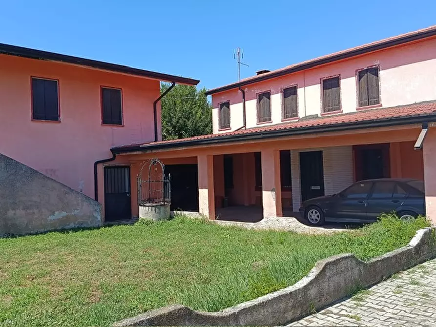 Immagine 1 di Casa indipendente in vendita  a Piacenza D'adige