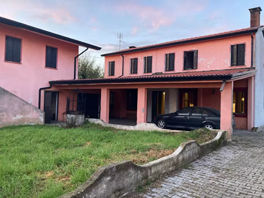Immagine 2 di Casa indipendente in vendita  a Piacenza D'adige