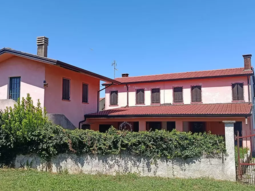 Immagine 10 di Casa indipendente in vendita  a Piacenza D'adige