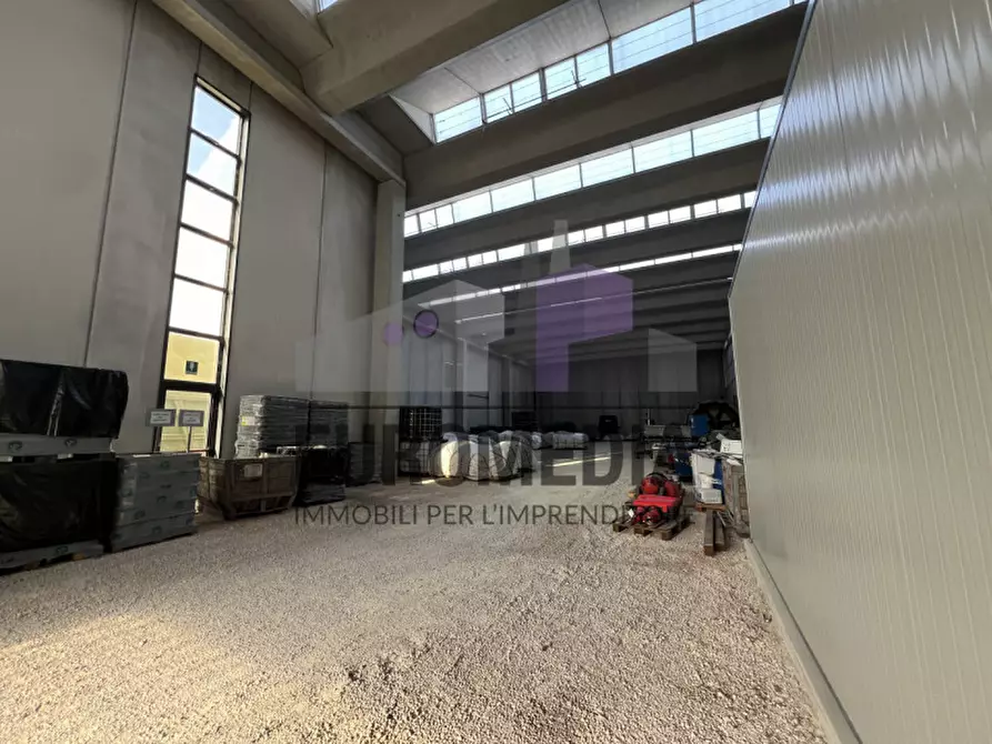 Immagine 4 di Capannone industriale in vendita  in Via roma, 1 a Montorso Vicentino
