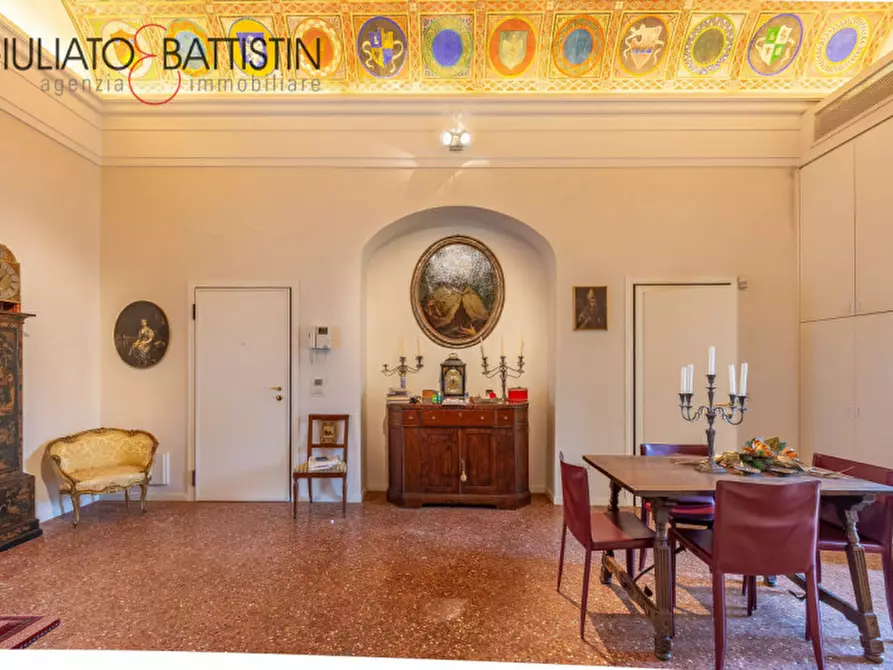 Immagine 1 di Loft/Open space in vendita  in Corso Andrea Palladio a Vicenza