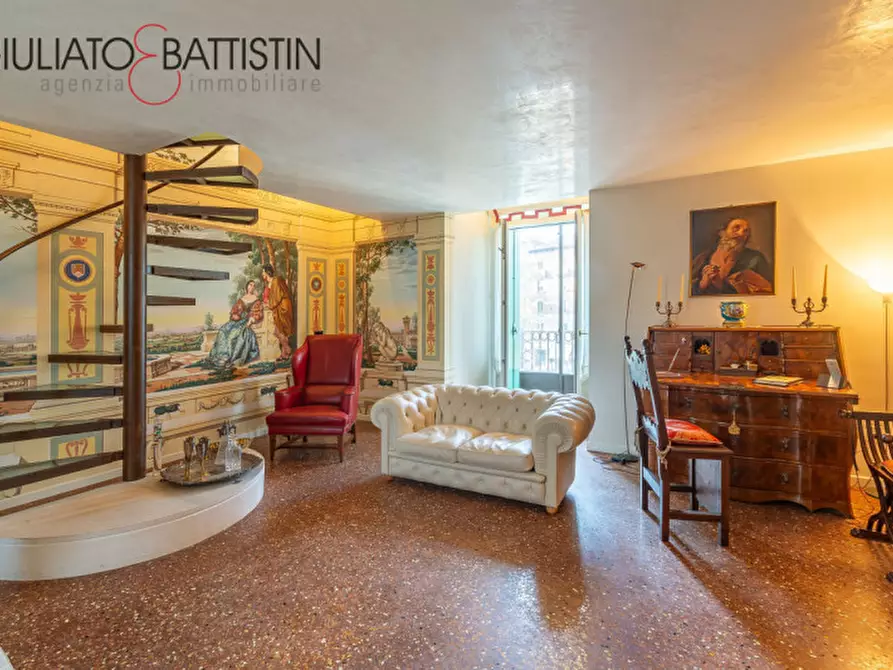 Immagine 7 di Loft/Open space in vendita  in Corso Andrea Palladio a Vicenza