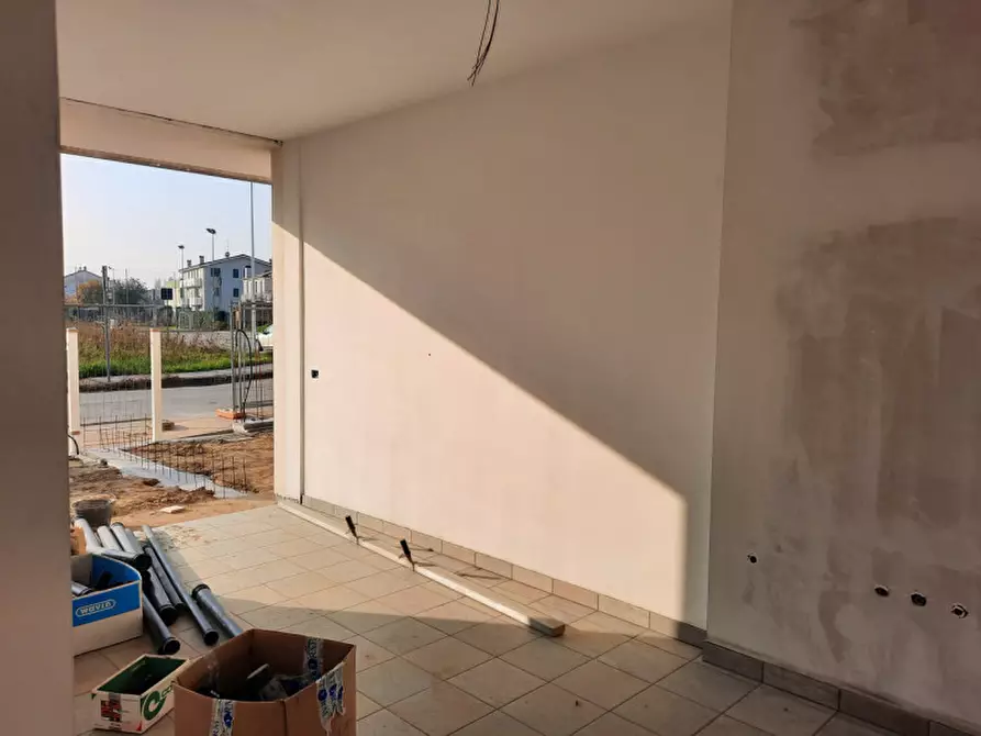 Immagine 10 di Casa trifamiliare in vendita  in VIA canova a Veggiano