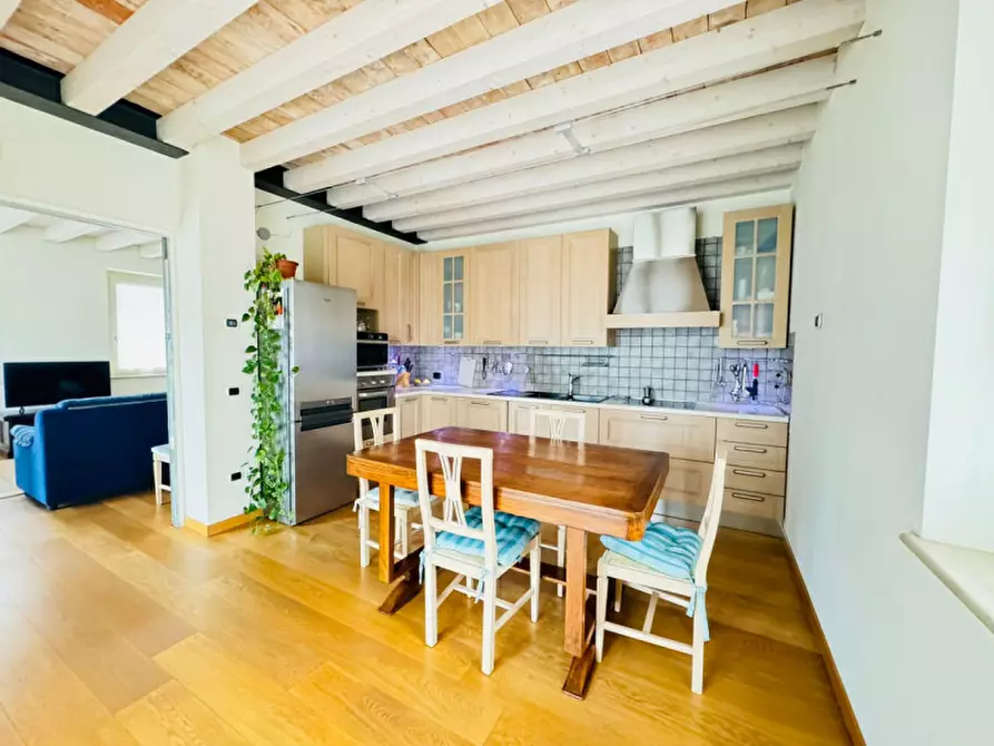 Immagine 17 di Villa in vendita  a Visano