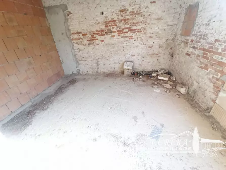 Immagine 18 di Villa in vendita  in via roma 152 a Castiglione Del Lago