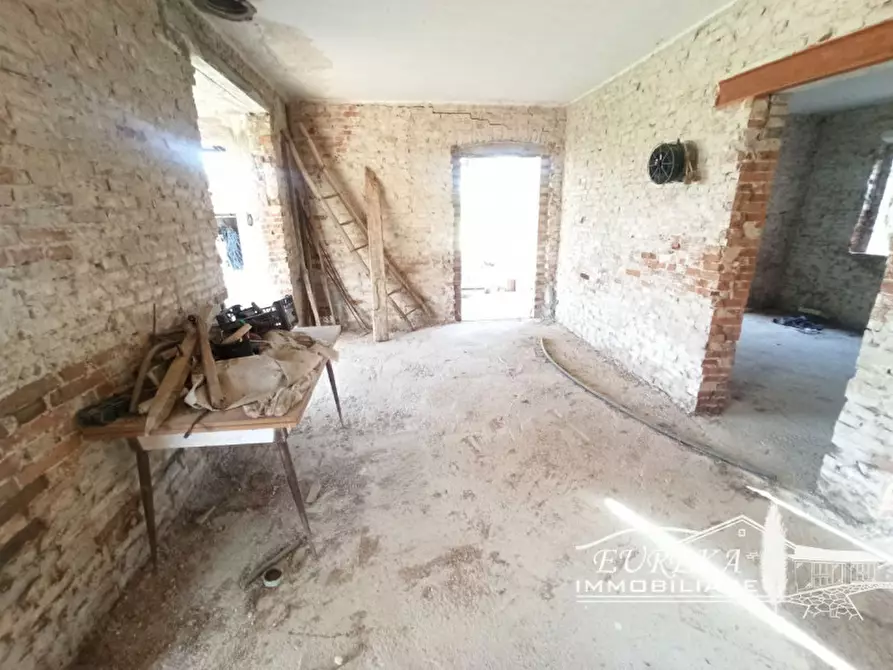 Immagine 19 di Villa in vendita  in via roma 152 a Castiglione Del Lago