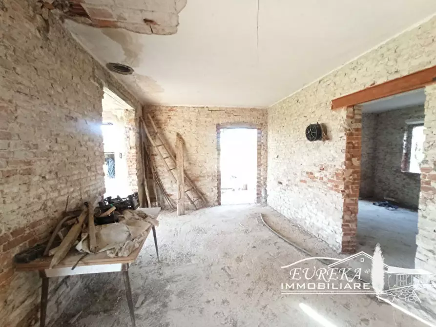 Immagine 20 di Villa in vendita  in via roma 152 a Castiglione Del Lago