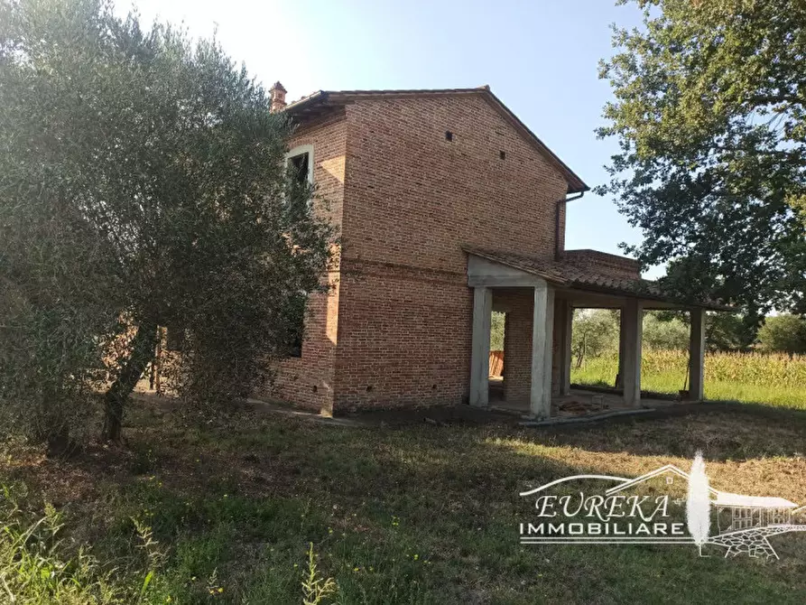 Immagine 27 di Villa in vendita  in via roma 152 a Castiglione Del Lago
