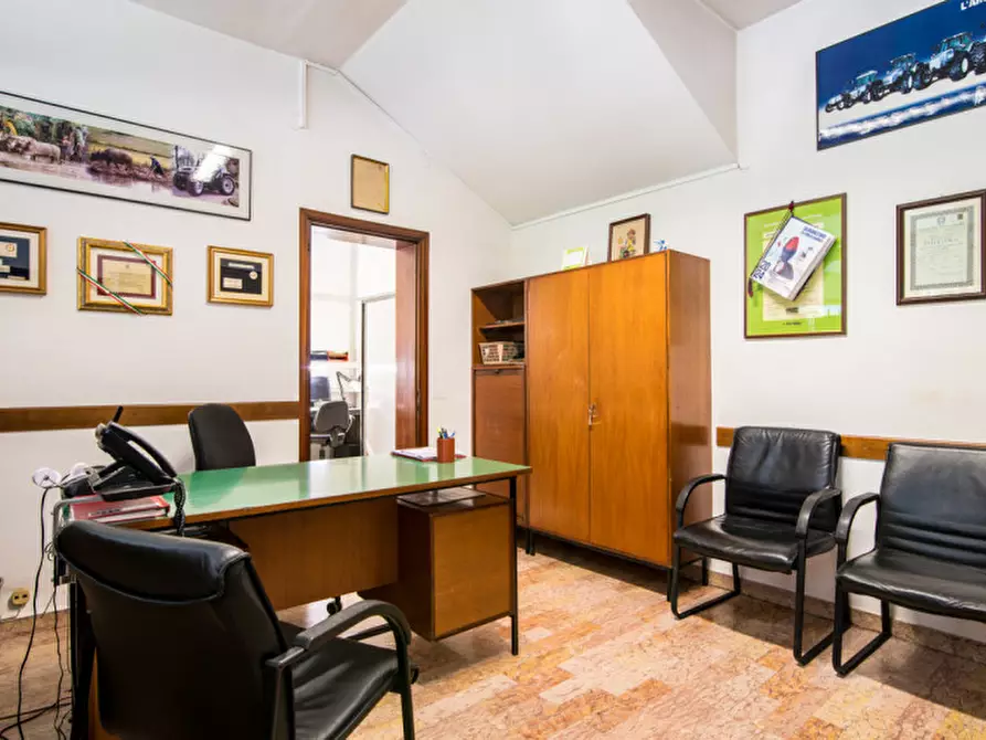 Immagine 4 di Negozio in affitto  in via antoniana 131 a Campodarsego