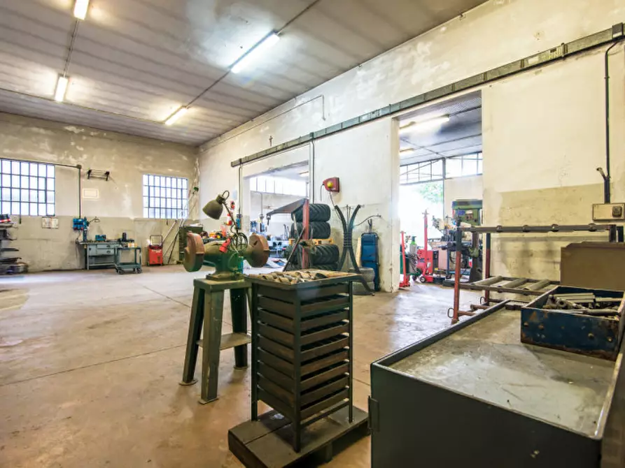 Immagine 10 di Negozio in affitto  in via antoniana 131 a Campodarsego