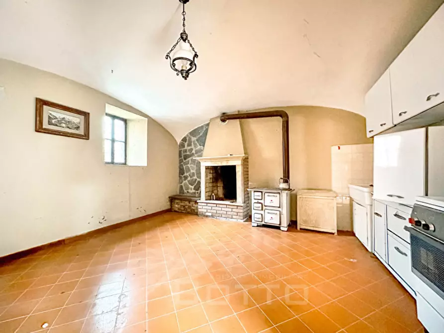 Immagine 2 di Rustico / casale in vendita  in Via alla Collina, 11 a Cavallirio