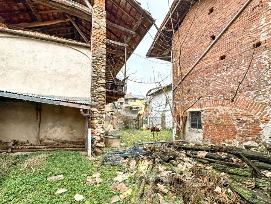 Immagine 8 di Rustico / casale in vendita  in Via alla Collina, 11 a Cavallirio