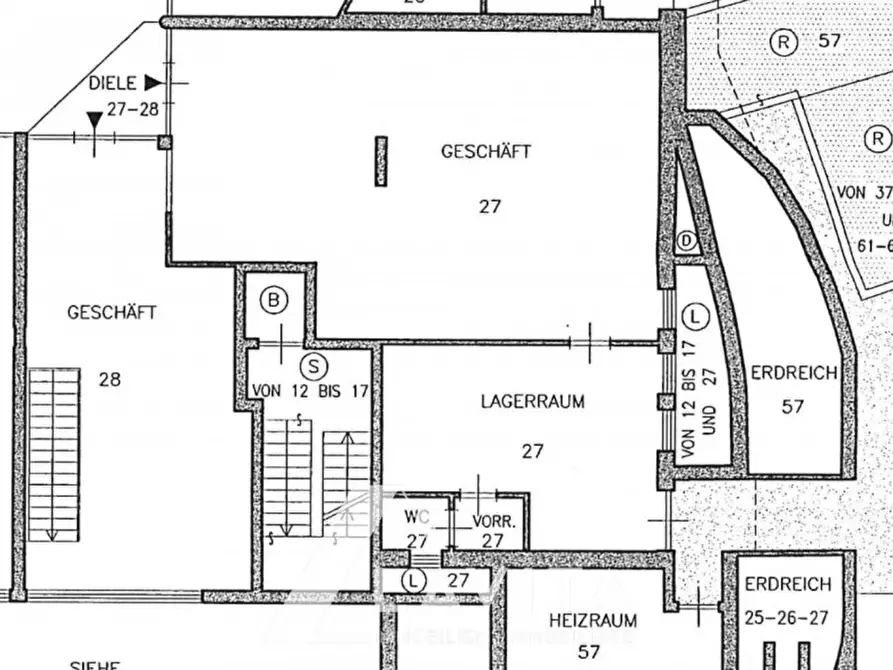 Immagine 23 di Negozio in vendita  in via nazionale a Ora .Auer.