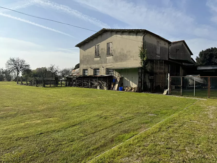 Immagine 1 di Rustico / casale in vendita  in VIA CENTONI a Camposampiero