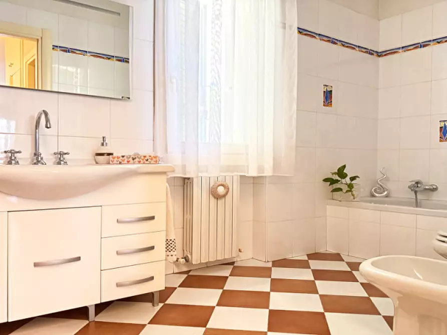 Immagine 21 di Casa bifamiliare in vendita  a Alseno