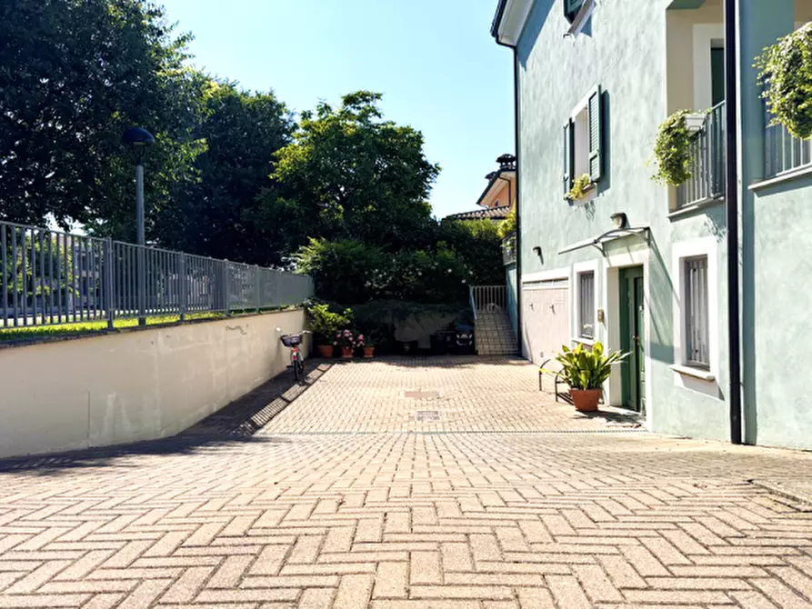 Immagine 33 di Casa bifamiliare in vendita  a Alseno