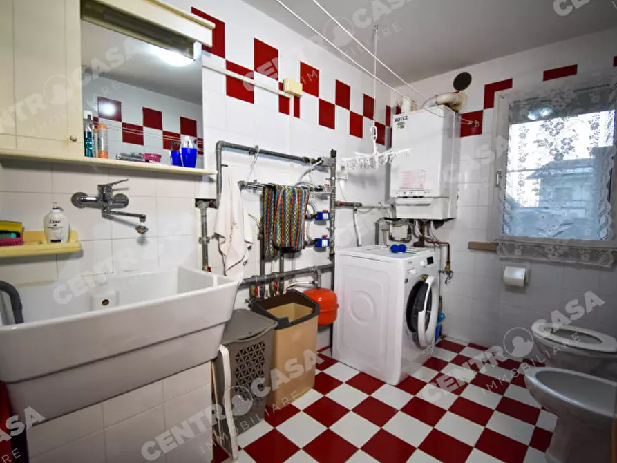 Immagine 23 di Casa indipendente in vendita  in Via Cavour 2 a Legnago