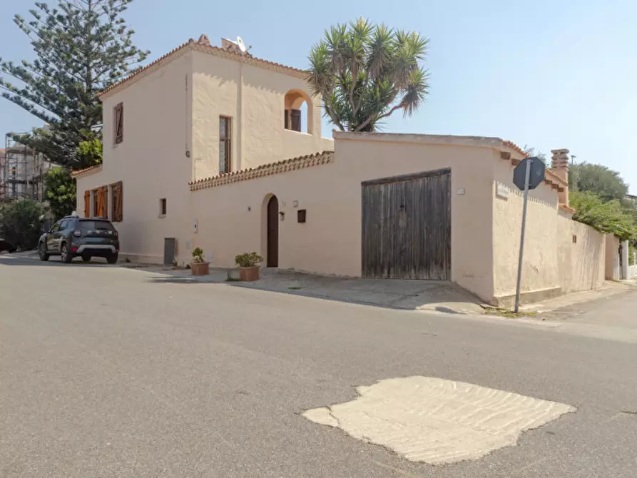 Immagine 32 di Villa in vendita  in via paolo mossa 6 a Golfo Aranci