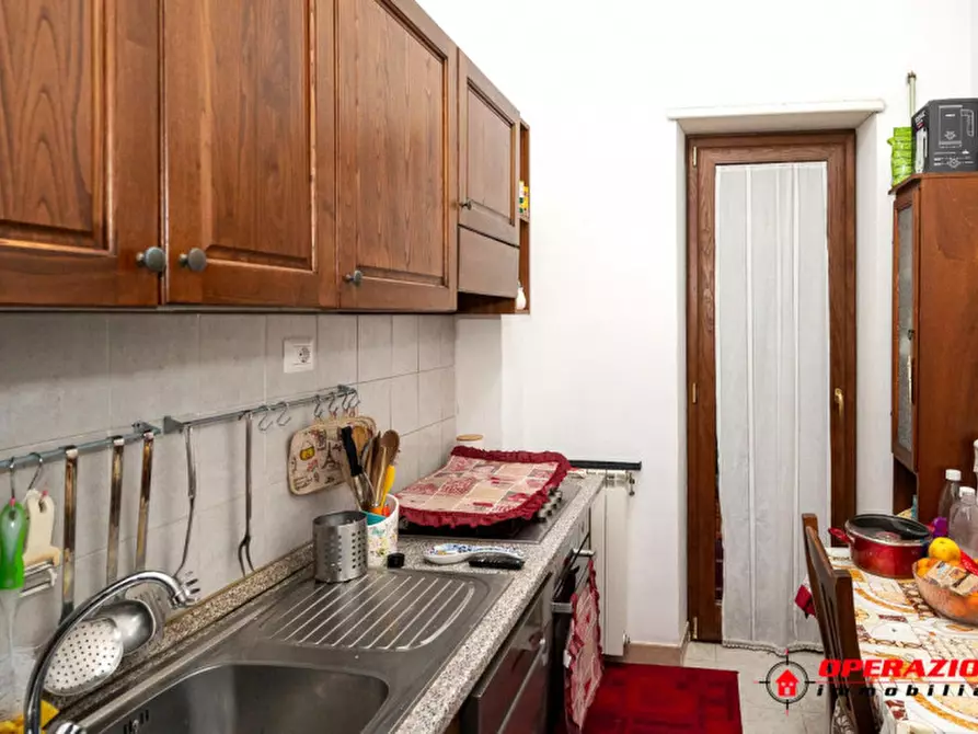 Immagine 10 di Appartamento in vendita  in via andrea del verrocchio a Roma